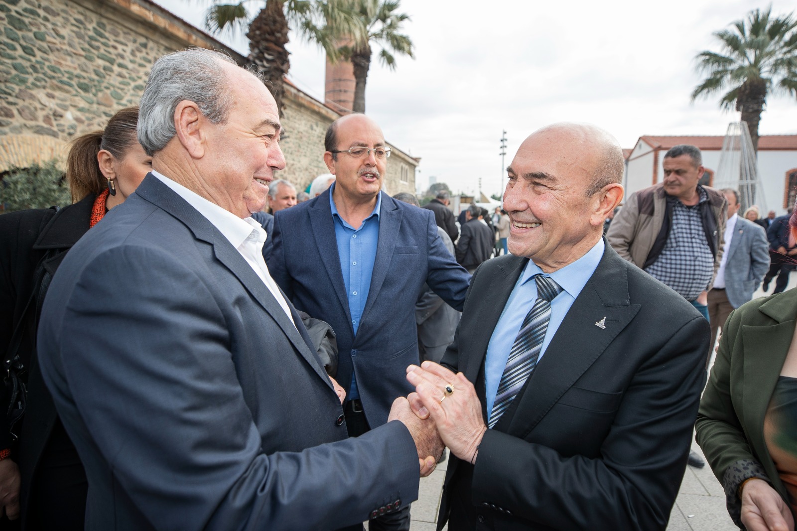 “Bilin ki İzmir’de bin 293 kardeşiniz var”