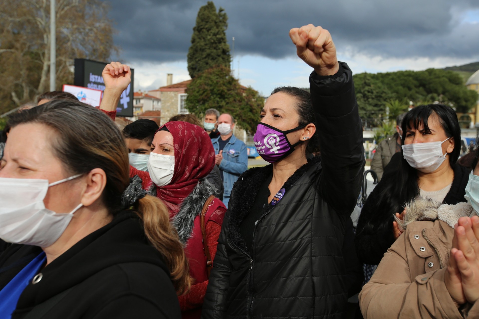 8 Mart'ta Dengin Ceyhan ile kadın ezgileri