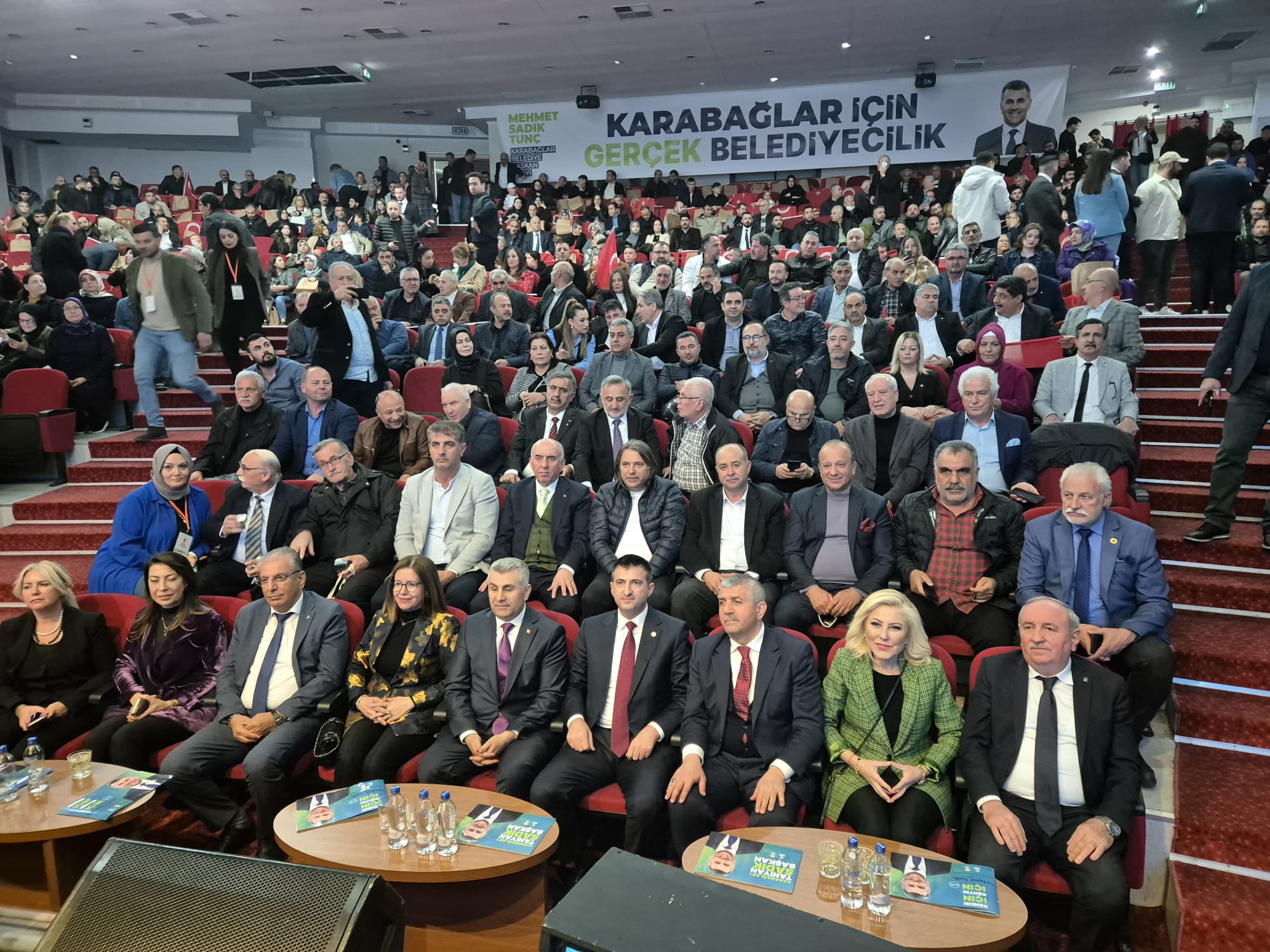 Başkan Adayı Tunç, proje ve vaatlerini vitrine çıkardı