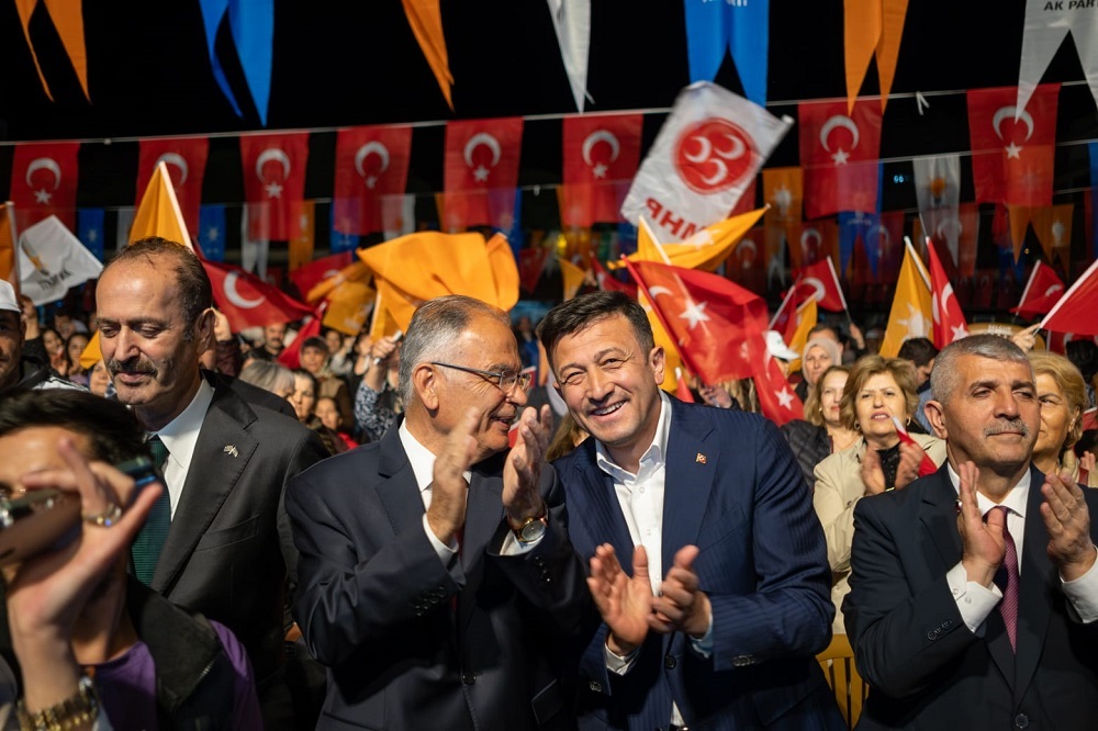 Selçuk’un kalbinde tarihi miting