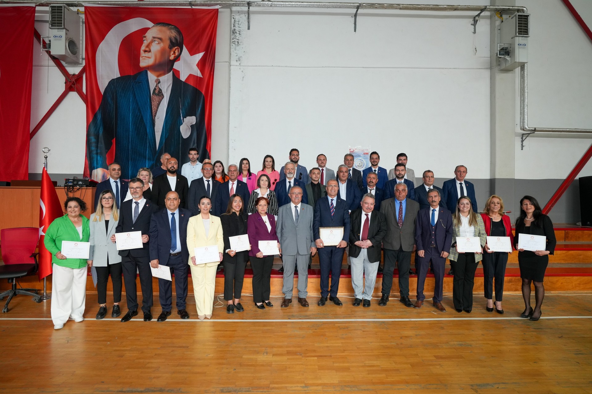 '' İyi ki Gaziemir’de yaşıyorum, iyi ki Gaziemir’e hizmet edeceğim”.