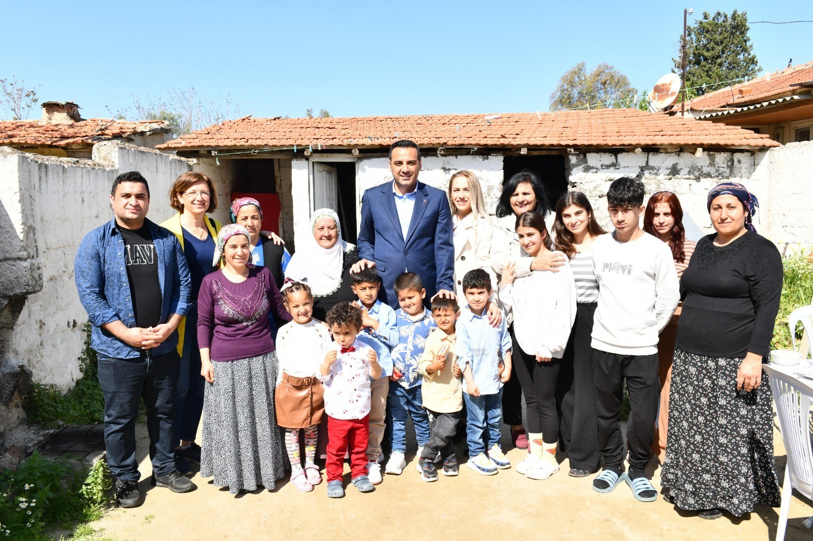 Başkan Yıldız: “Bir çocuğun,  bir annenin gülüşüdür bayram”