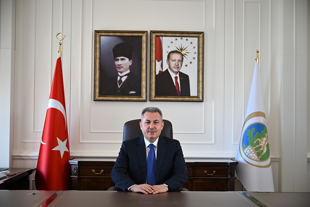 Vali Elban'dan İzmir halkına 23 Nisan daveti