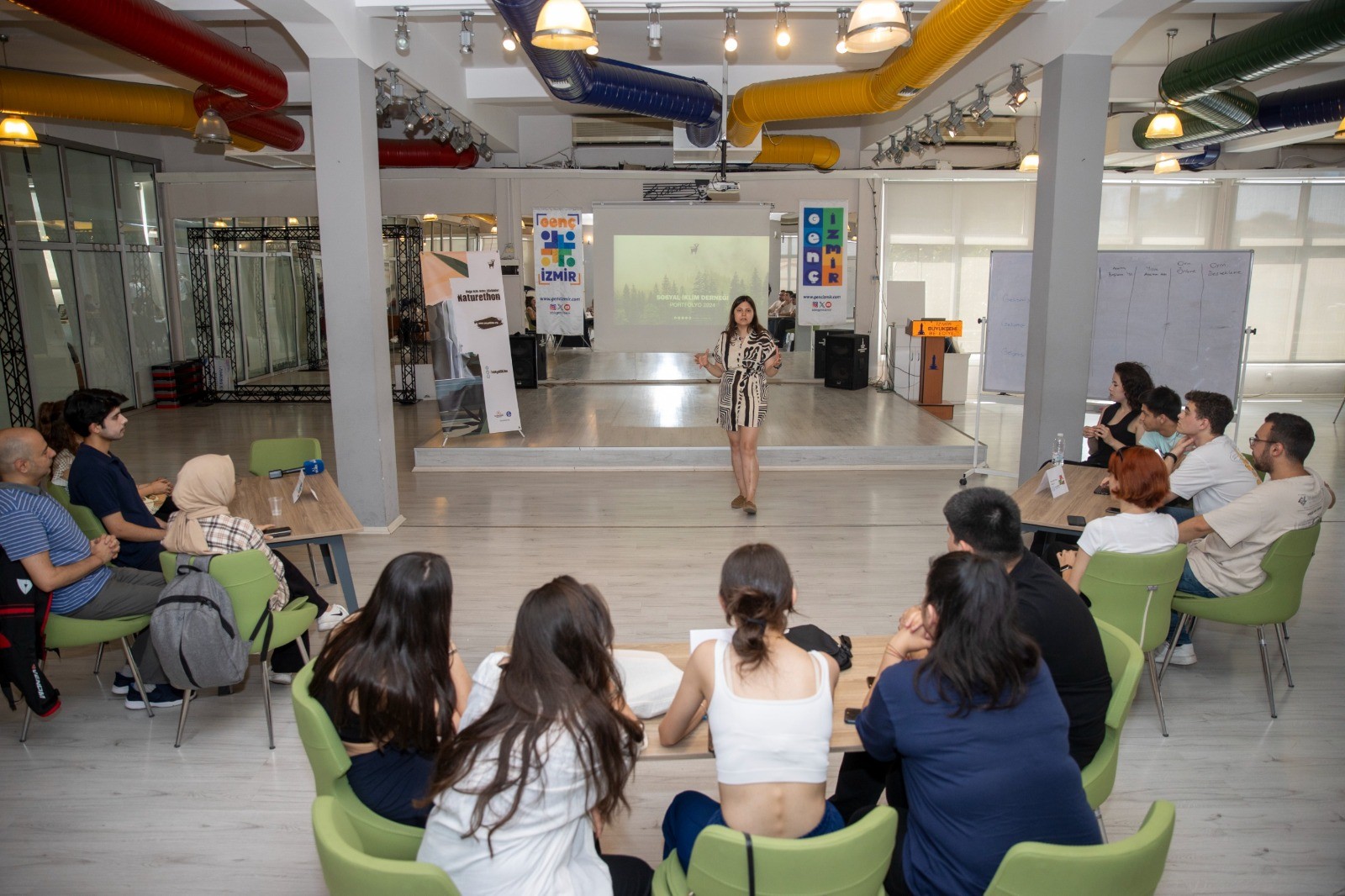 Konaklı gençlerden iklim simülasyonu