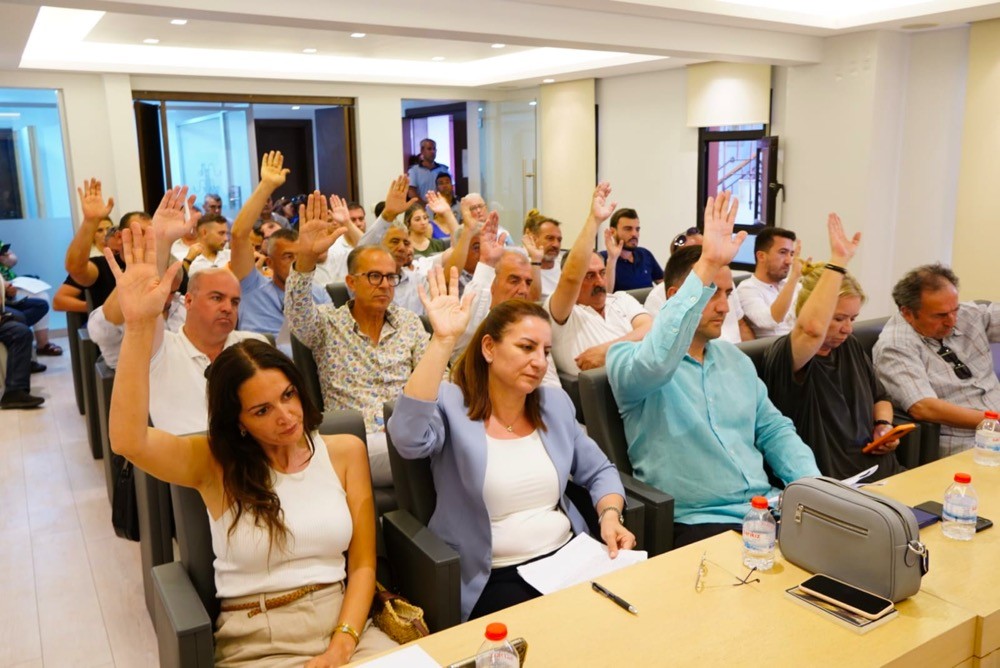 ÇEŞME BELEDİYESİ HAZİRAN AYI MECLİS TOPLANTISI GERÇEKLEŞTİRİLDİ