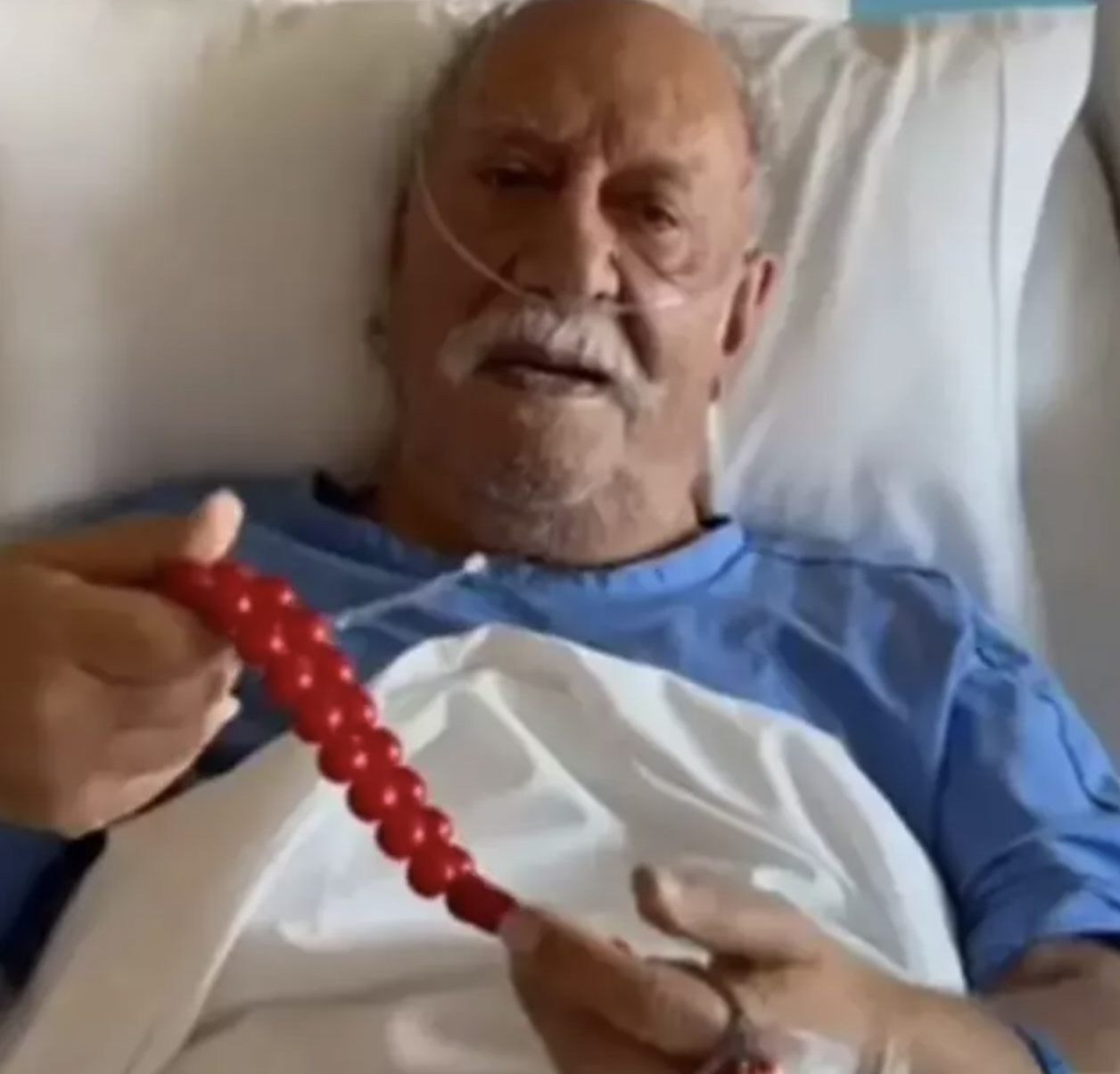 Ameliyat Oldu! Görüntüsü sevenlerini üzdü