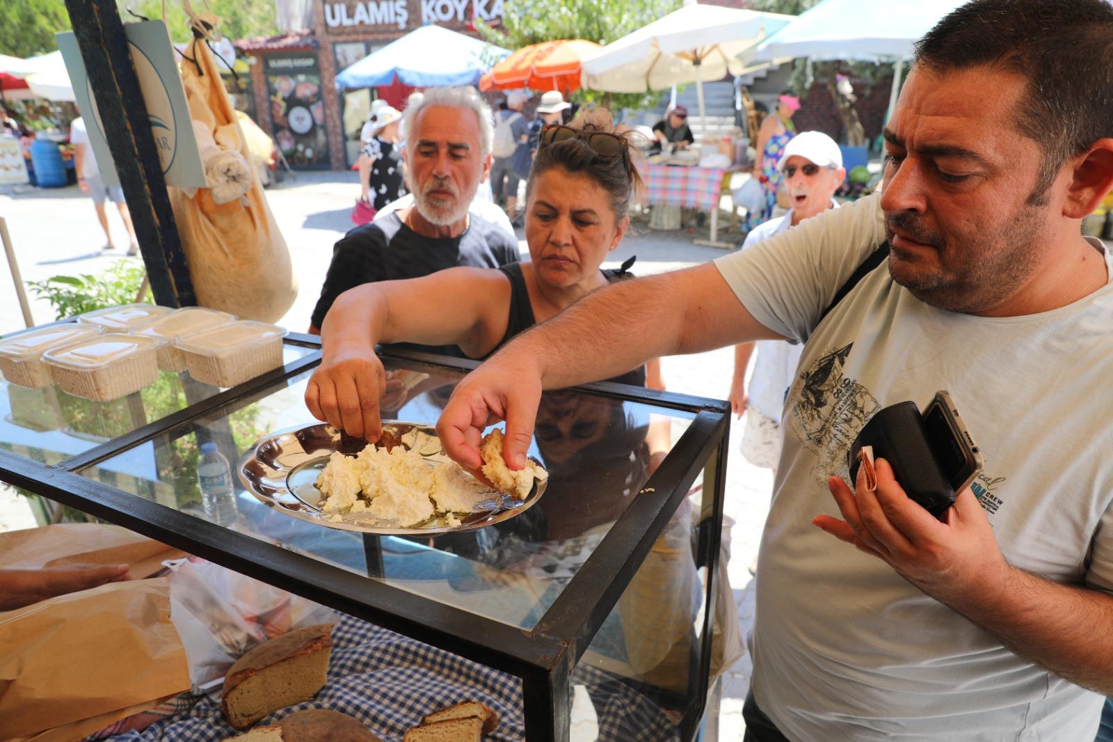 Seferihisar’da Ata Ekmeği ve Armola Pazarı coşkusu