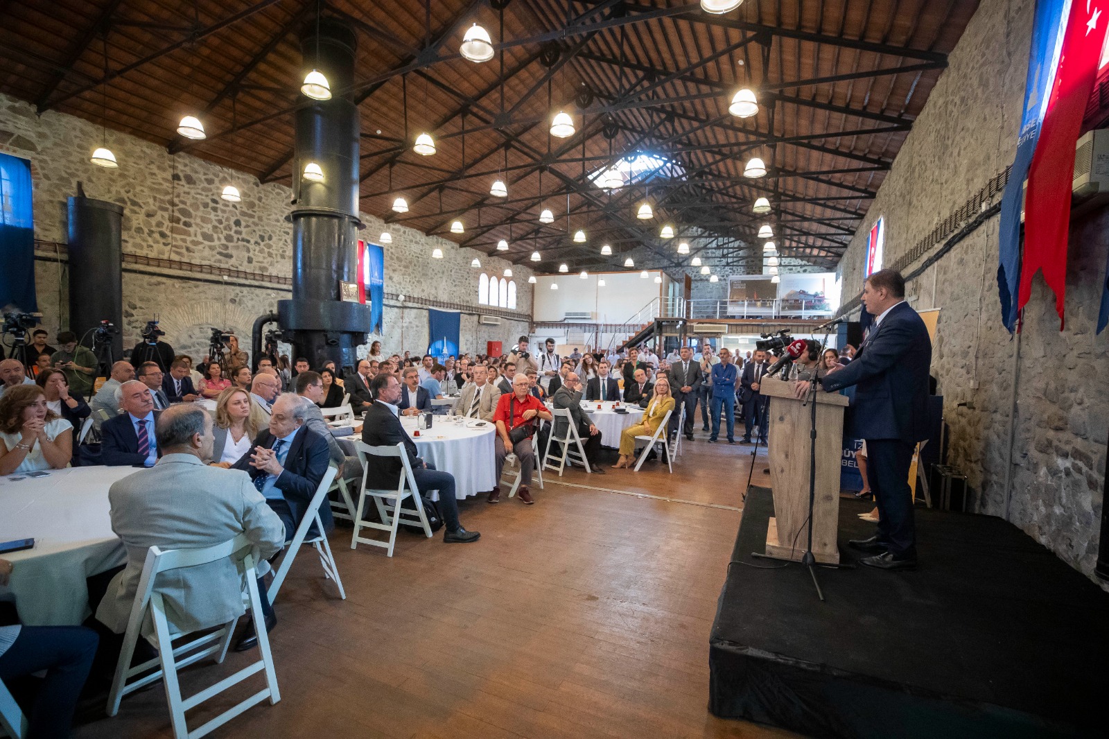 İzmir’in yeni Deprem Master Planı için yol haritası oluşturuluyor