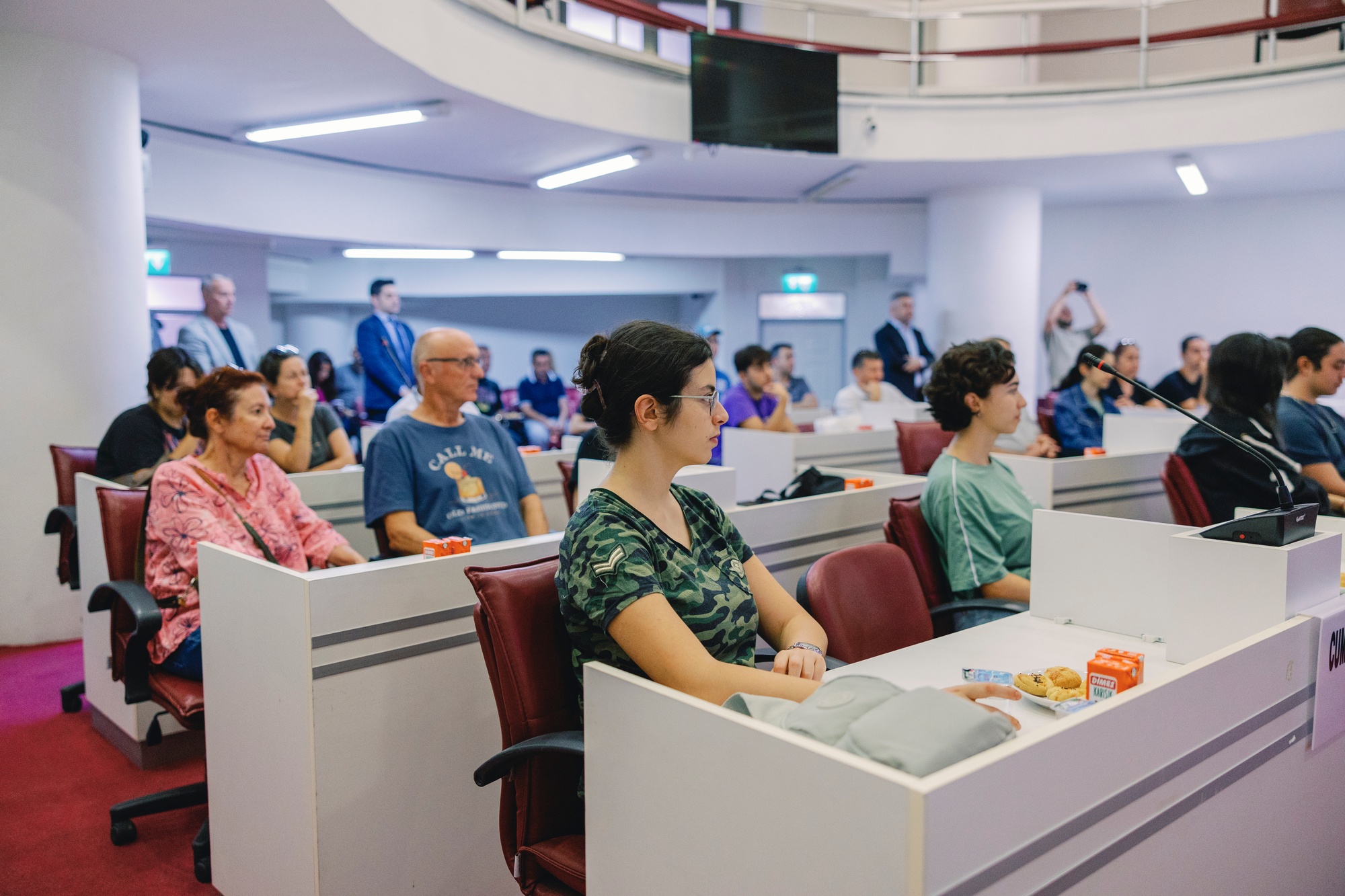 Yiğit öğrencilerle buluştu, sosyalleşme önerisi yaptı