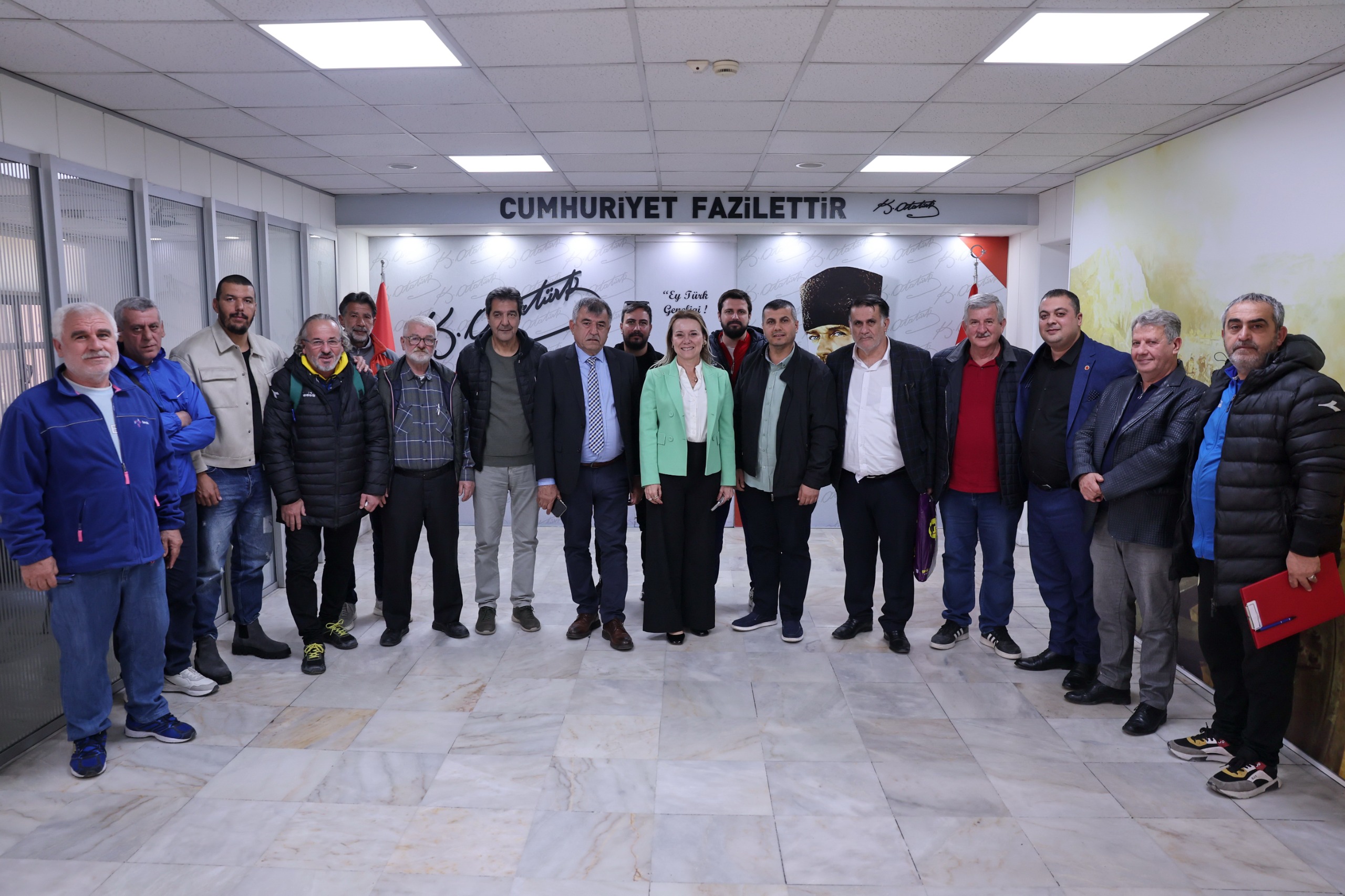 Amatör spor kulüplerinden Başkan Mutlu’ya ziyaret