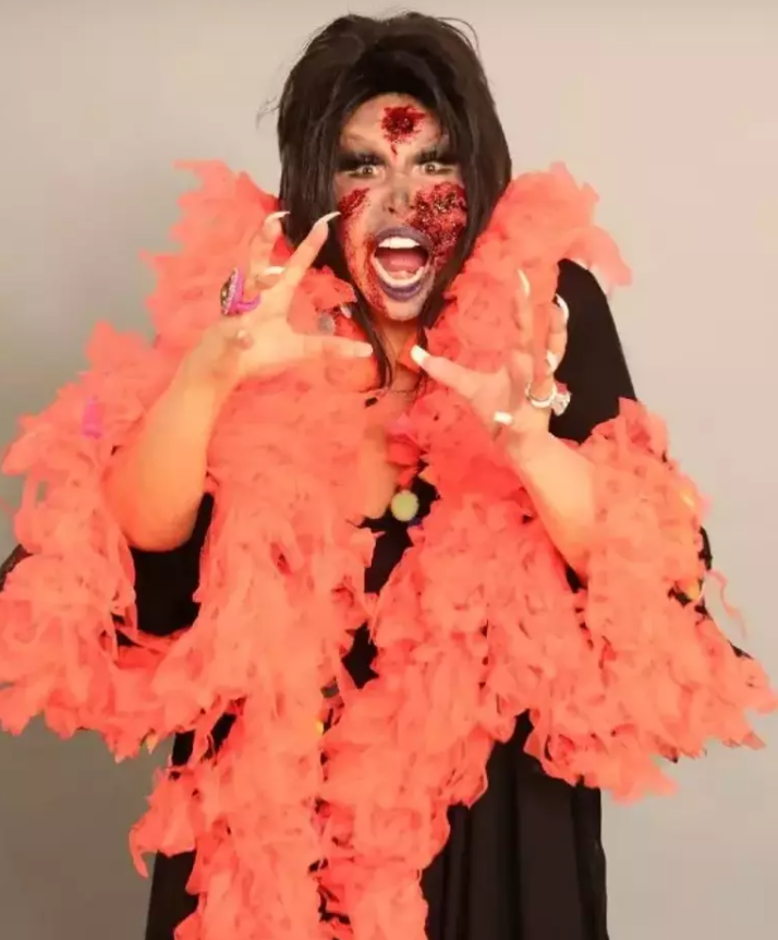 Görenler tanıyamadı! Bülent Ersoy zombi kılığına girdi