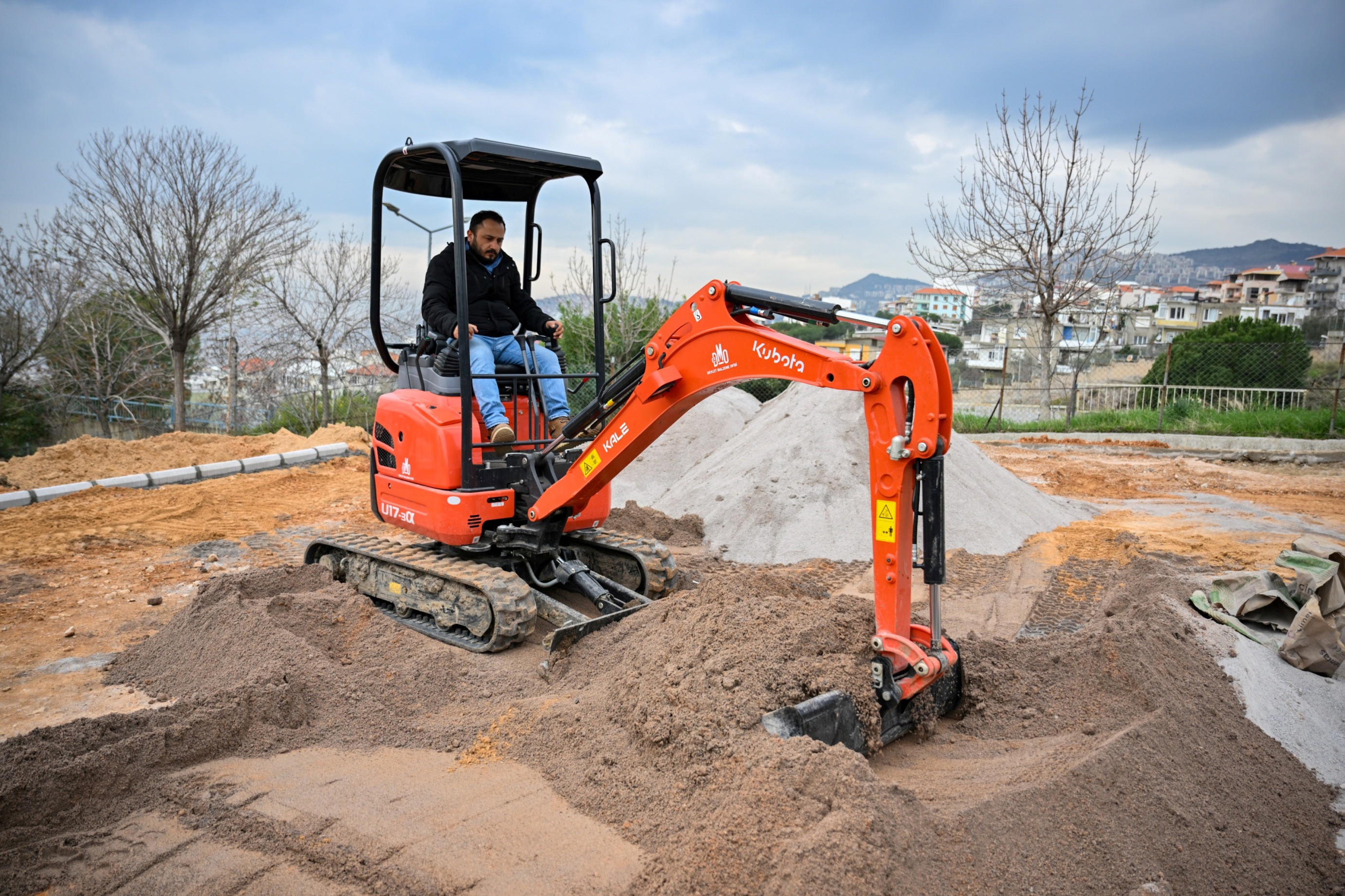 Bornova’da yeni konsept parklarla yeşil dönüşüm