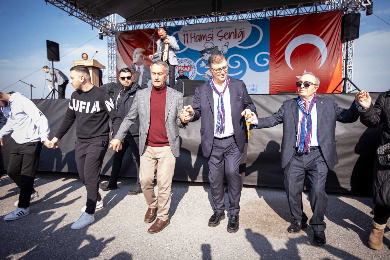 İzmir’de Karadeniz rüzgarı