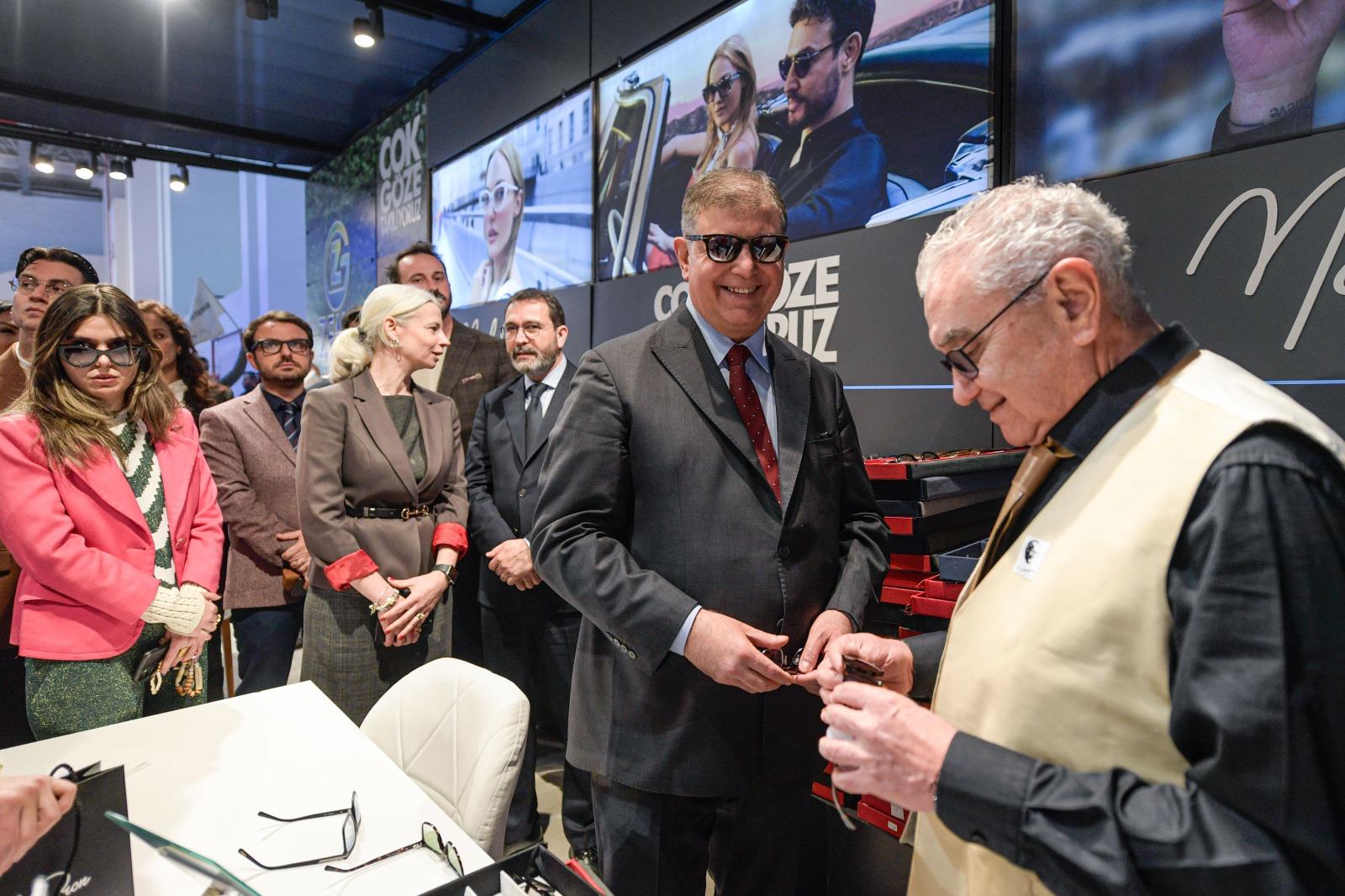 Tugay: İzmir'in geleneğinde fuarcılık var