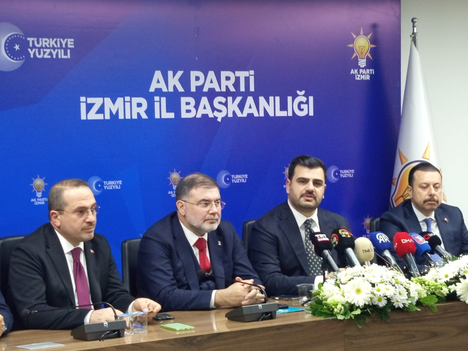 AK Partili İnan, Özgür Özel'i hedef aldı: Atatürk sağ olsaydı sizinle gurur duyar mıydı?