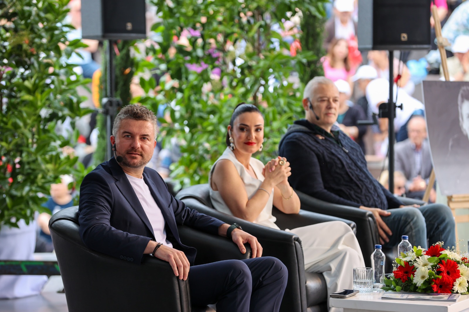 Buca’nın Zeki-Metin Amfi Tiyatrosu’na görkemli açılış