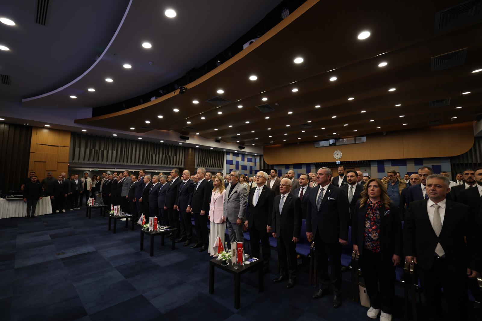 İzmir Kentsel Dönüşüm Zirvesi’nin İkincisi Gerçekleşti: Geleceğin Şehri İzmir Masaya Yatırıldı