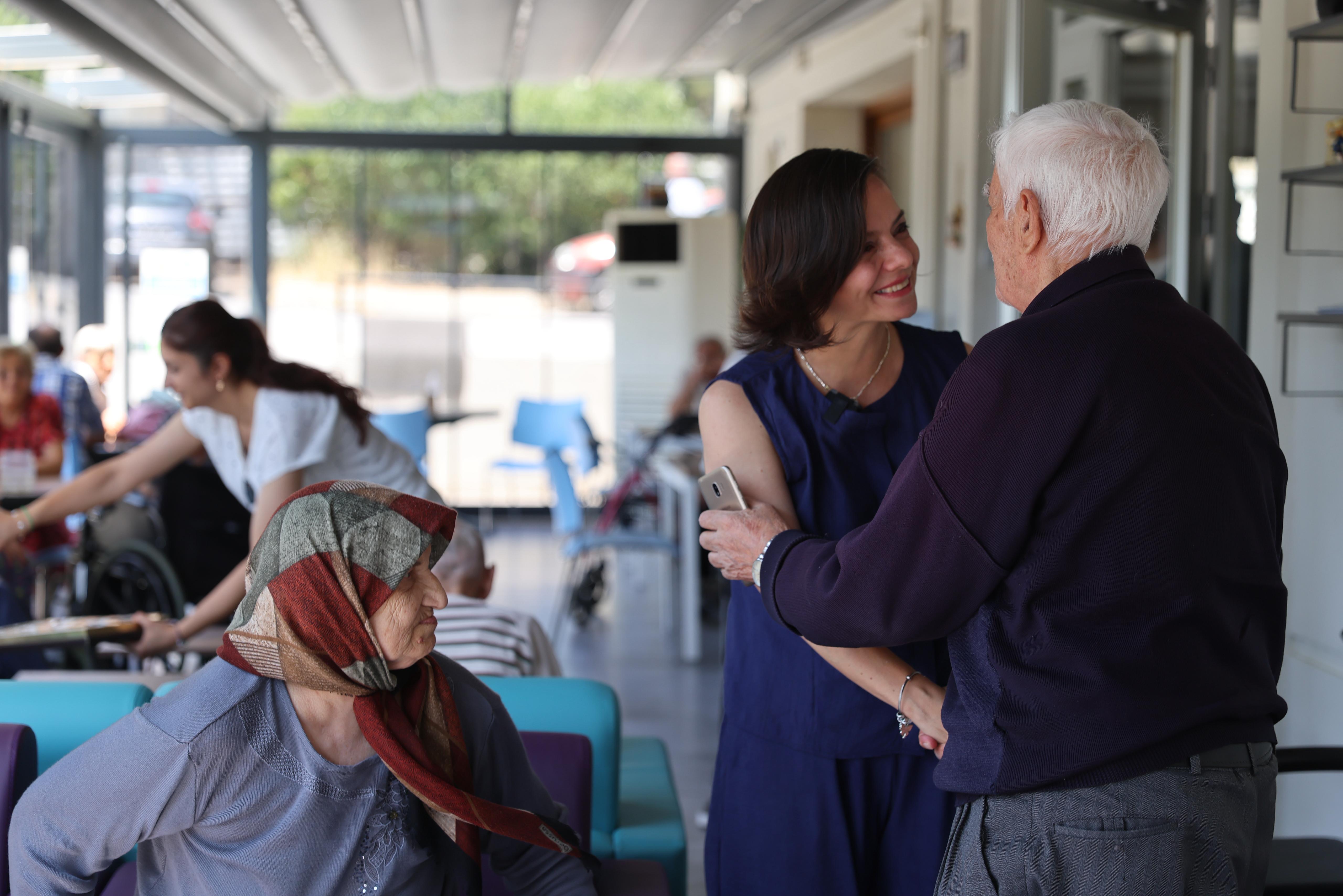 Başkan Kınay’dan Huzurevi Sakinlerine Bayram Ziyareti