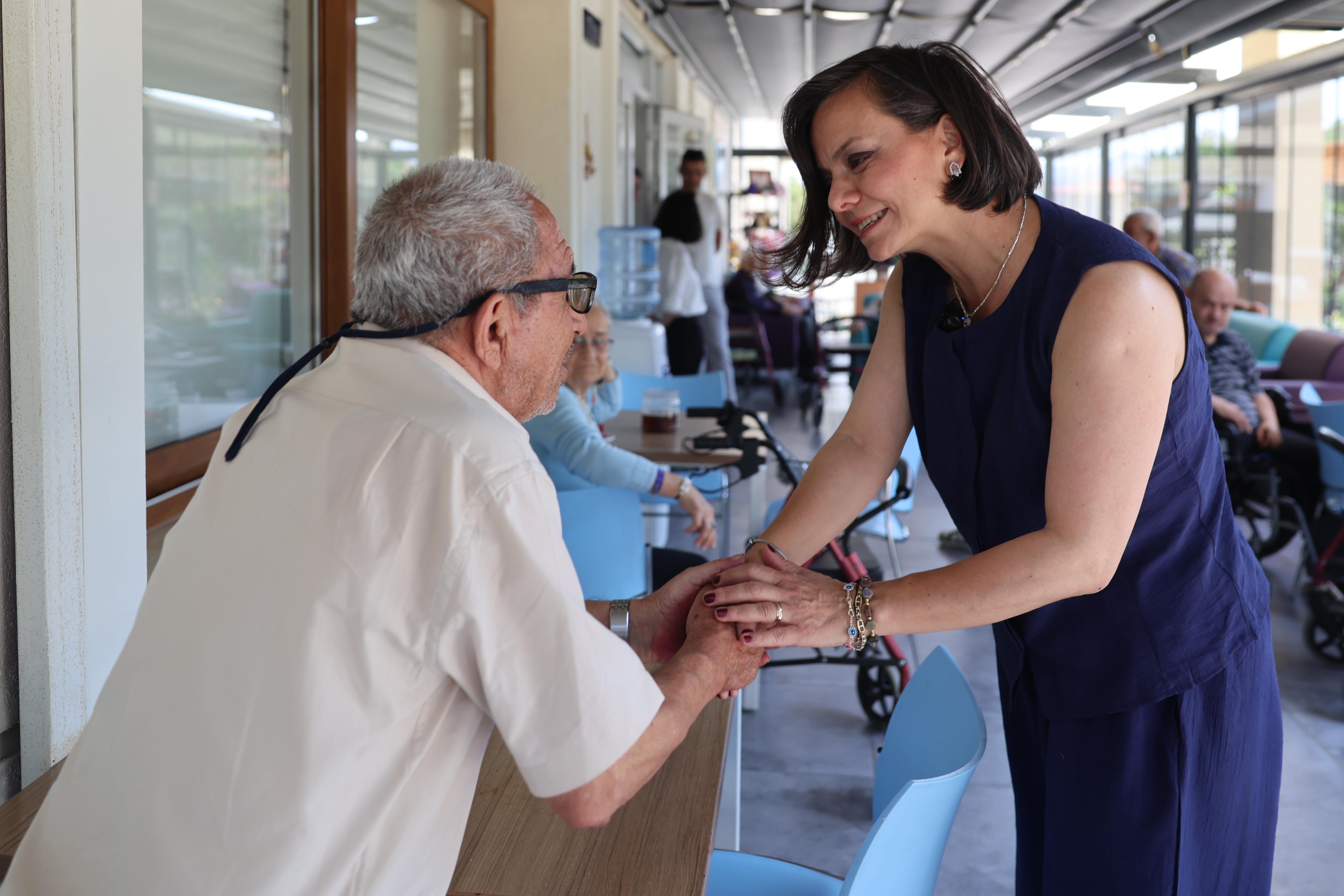 Başkan Kınay’dan Huzurevi Sakinlerine Bayram Ziyareti