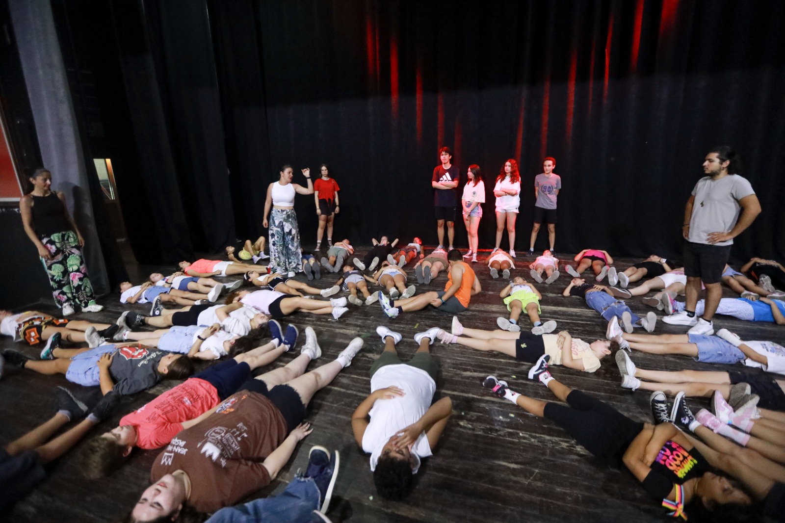 Karşıyaka’da sahne sırası yeni yeteneklerde!