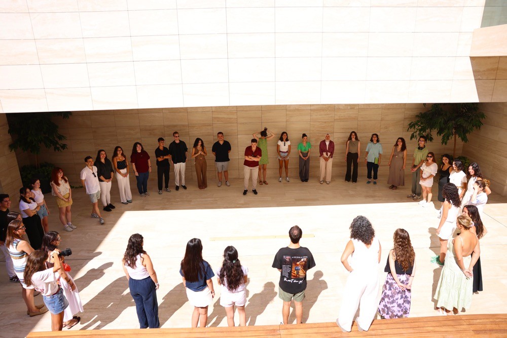 Lâl Denizli, KonuŞu Eğitim Programı’nın açılışında gençlerle buluştu