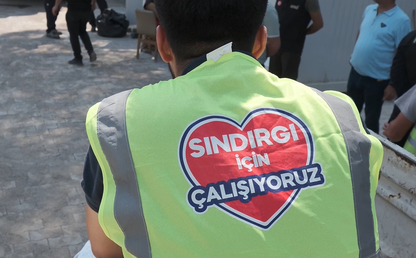 İzmir’den Balıkesir’e yardım köprüsü