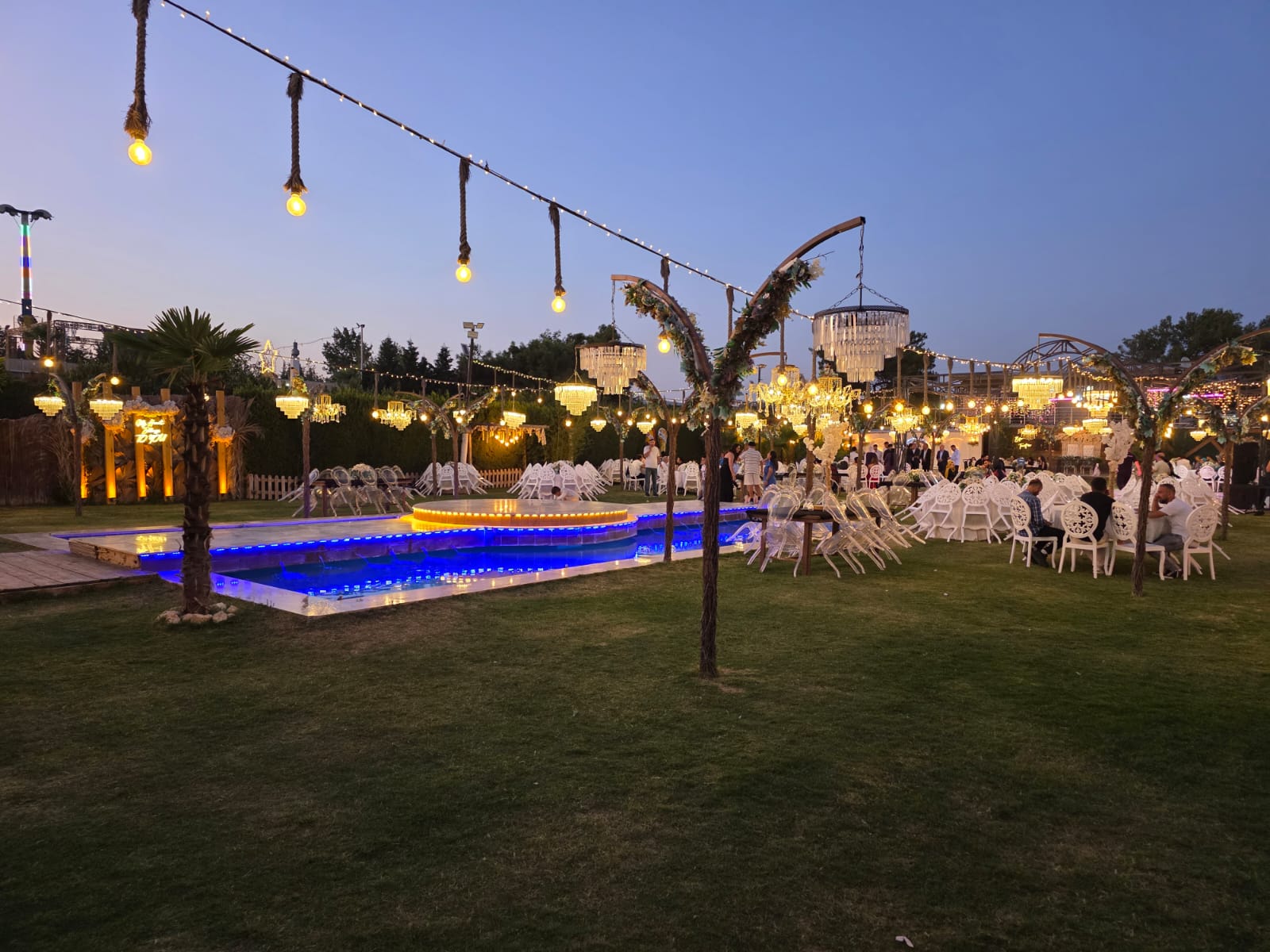 Rüya Gibi Düğün! Ebru & Ferhat Dünyaevine Girdi