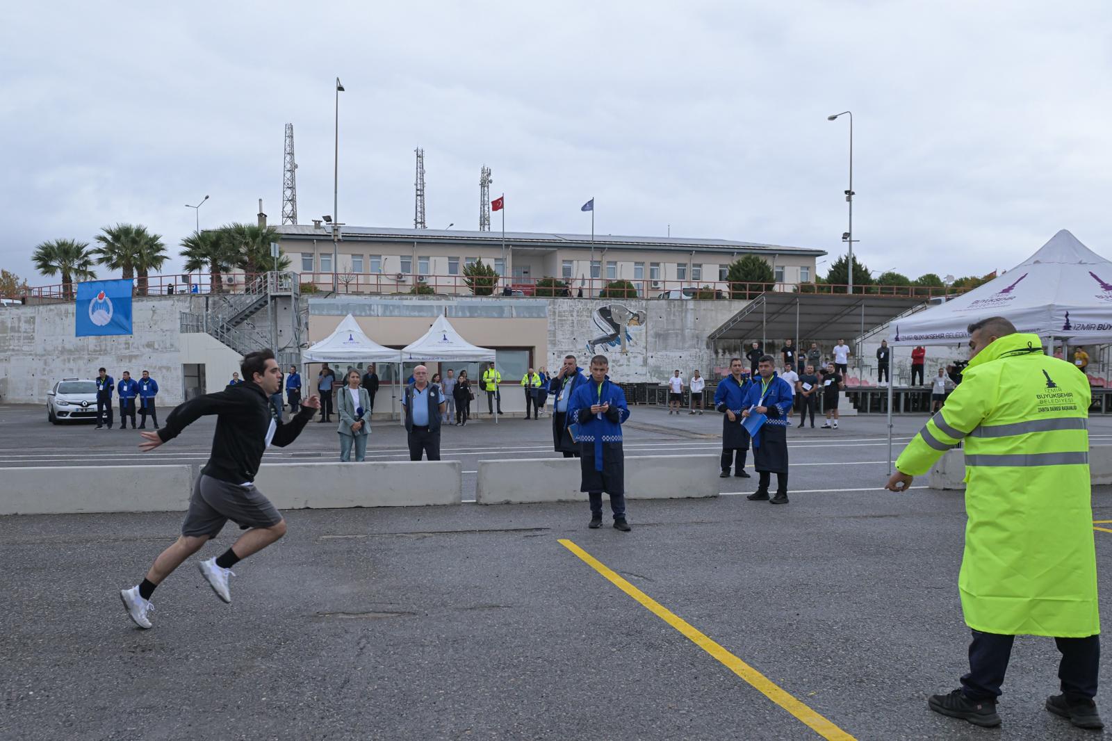 İzmir Zabıtası 50 yeni memur ile güçleniyor