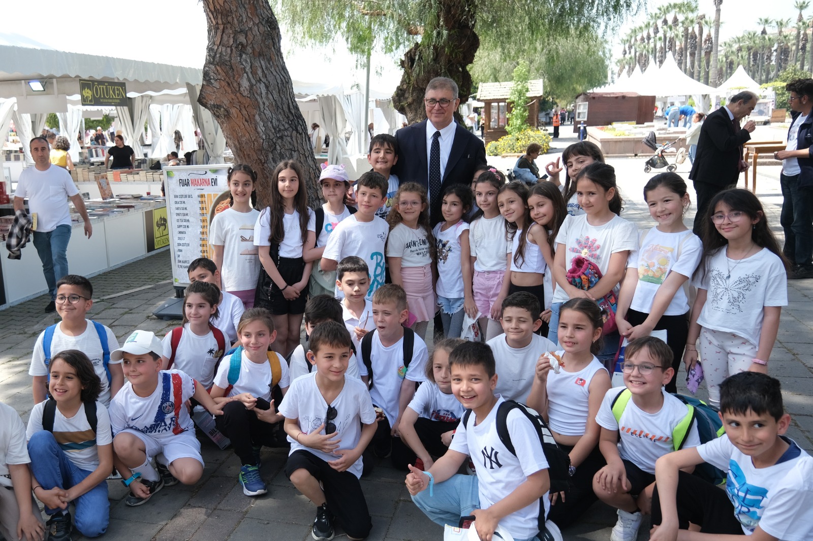 İZKİTAP ve İzmir Uluslararası Edebiyat Festivali başlıyor