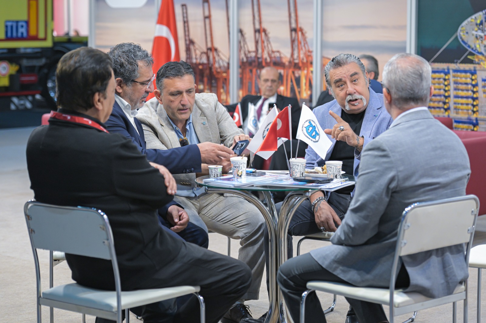 Lojistik sektörünün buluşma noktası LOGISTECH Fuarı başladı