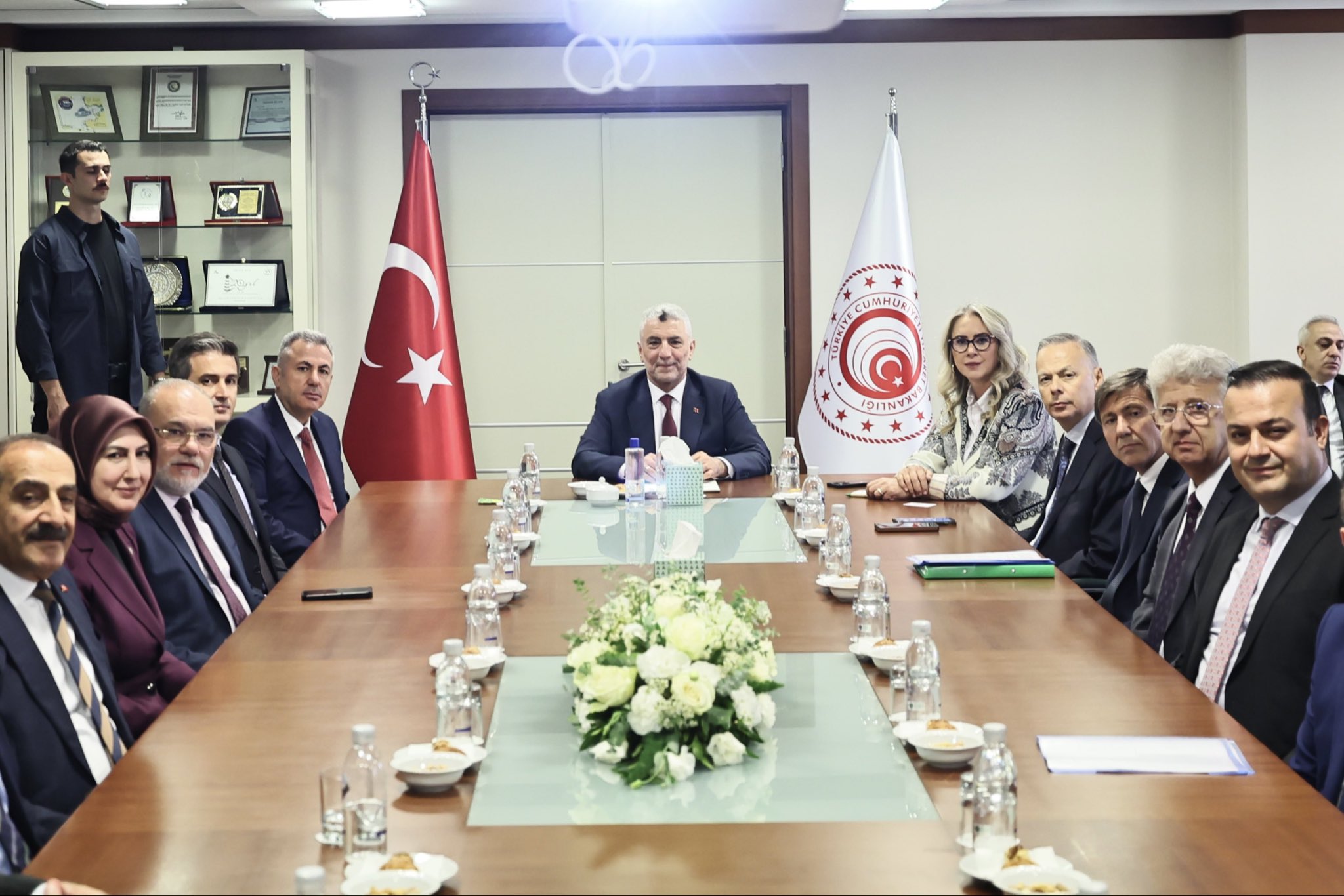 Bakan Bolat ve Bölünmez Çankırı’dan İzmir’de dış ticaret mesajı