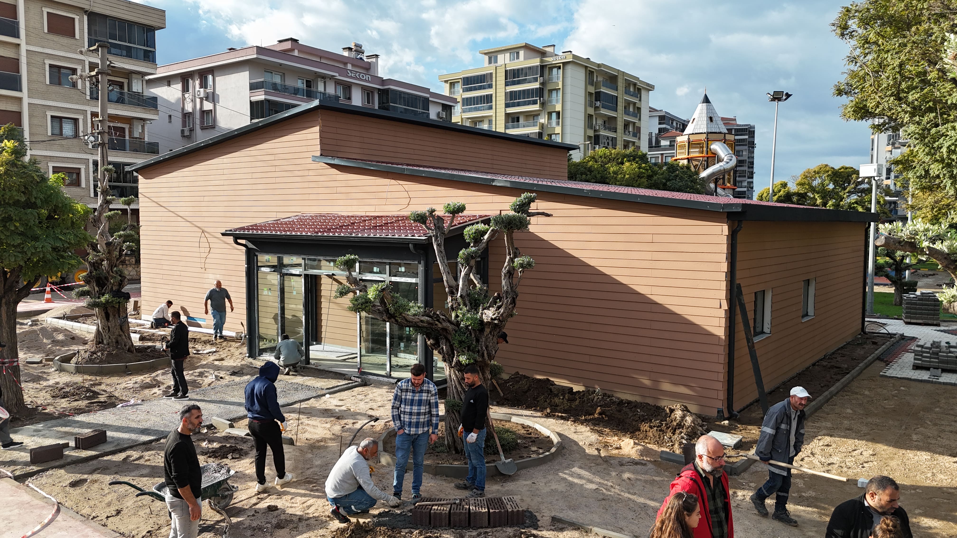 Menemen’de yine bir ilk!