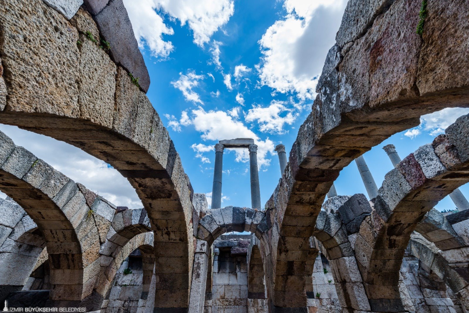 Başkan Tugay: Kemeraltı yakın gelecekte herkes için çekici bir yer olacak