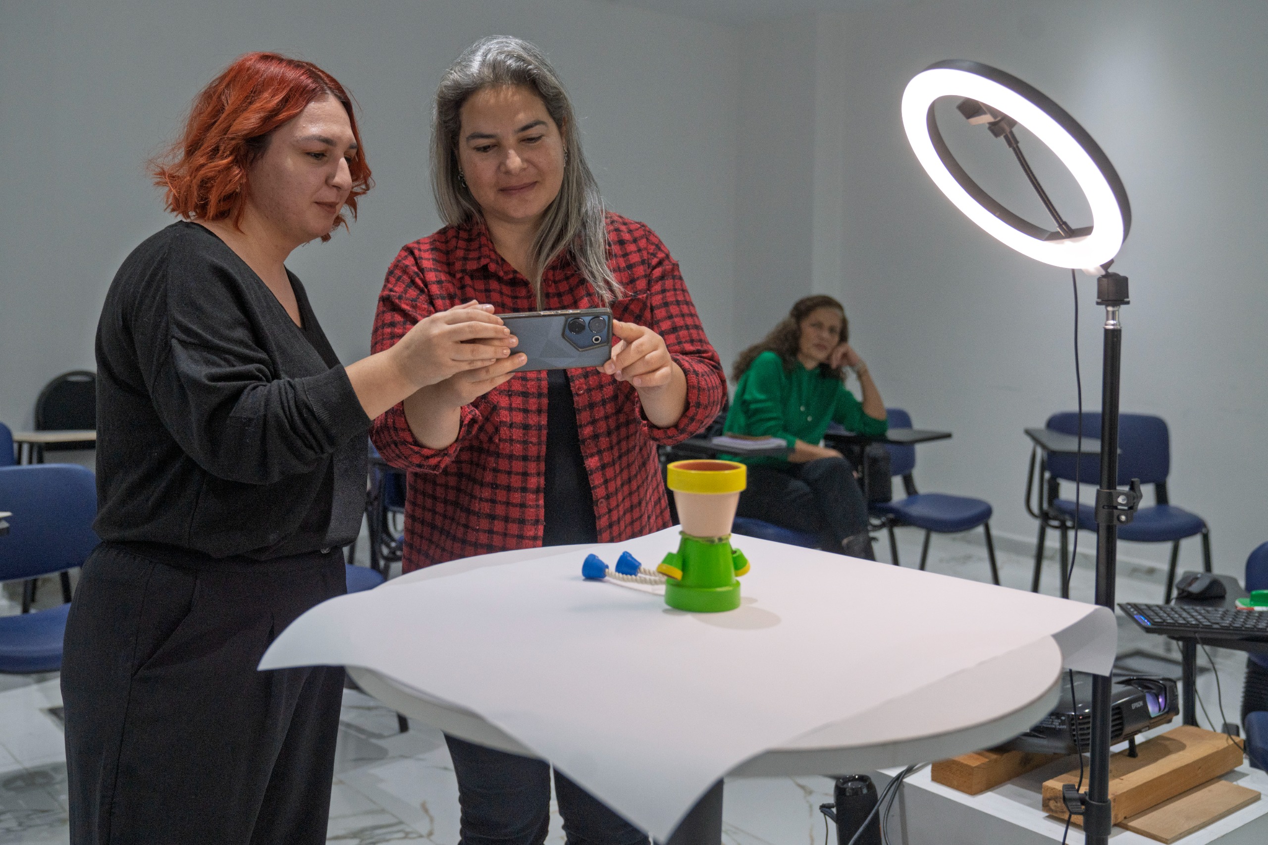 Meslek Fabrikası, mobilya sektörüne nitelikli eleman kazandırıyor