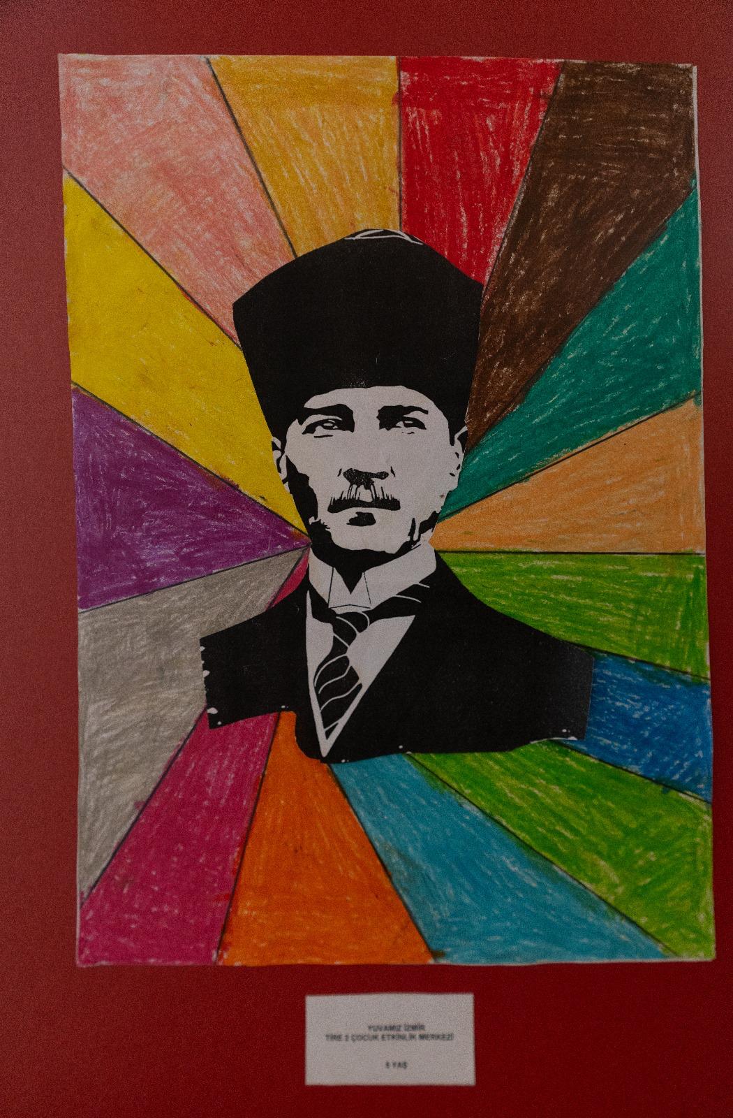 Sevginin en saf hali küçücük ellerde sergiye dönüştü