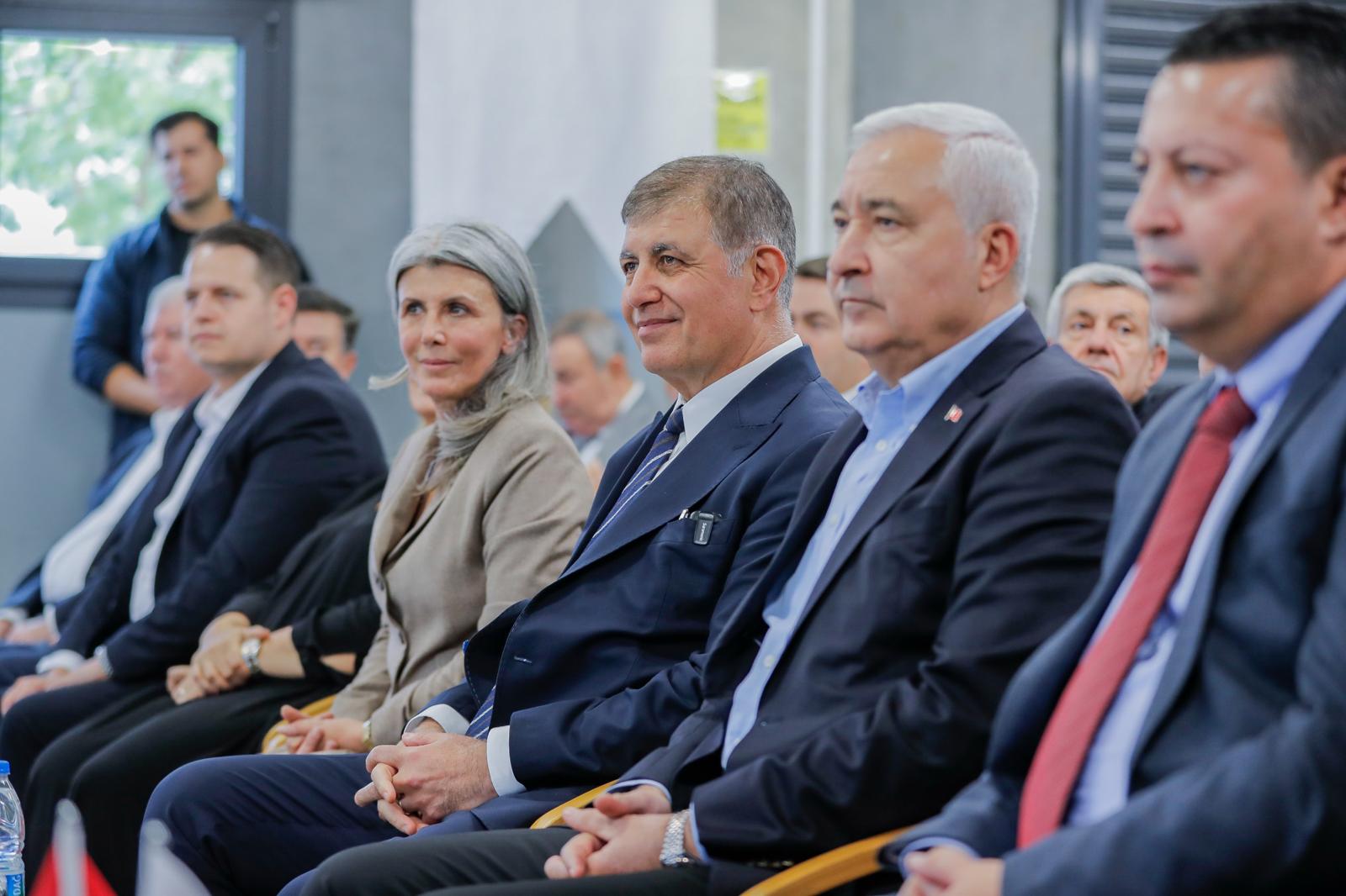 Başkan Tugay, Türkiye’ye örnek olacak protokole imza attı