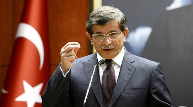 Davutoğlu AKP İstanbul İl Başkanlığı'nda açıklama yaptı