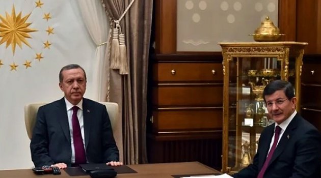 Davutoğlu iade ediyor