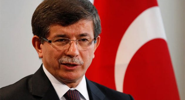 Davutoğlu: Milletvekilleri kadınlığı provokasyon unsuru olarak kullanıyor