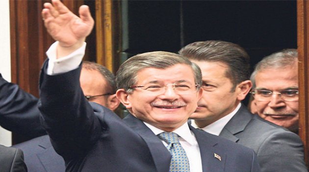 Davutoğlu’ndan Aday Öğretmenlere Ders