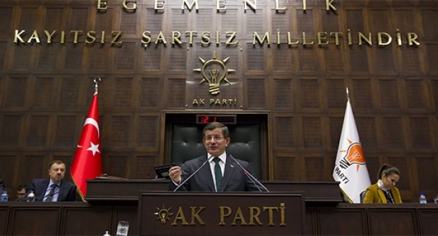 Davutoğlu'ndan 4 bakan kararına ilk yorum