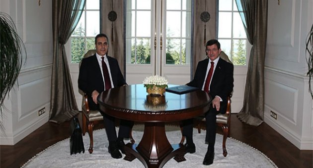 Davutoğlu'nun Çankaya Köşkü'ndeki ilk misafiri Hakan Fidan oldu