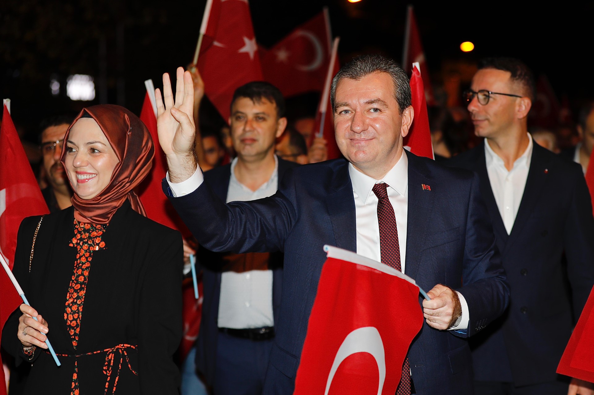 BERGAMA’DA CUMHURİYET BAYRAMI COŞKUYLA KUTLANDI