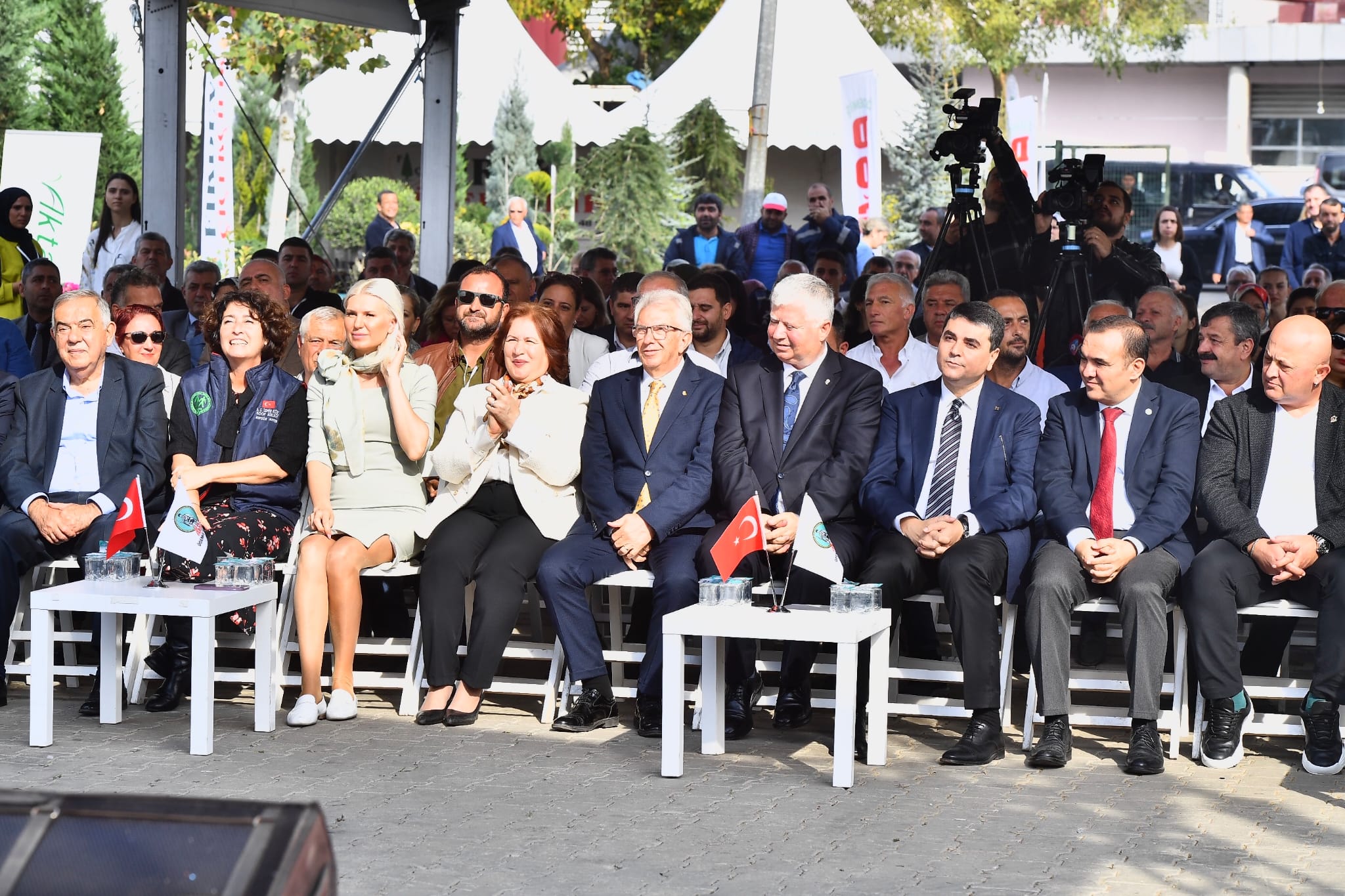 Süs bitkisi üreticilerinden “KDV” çağrısı