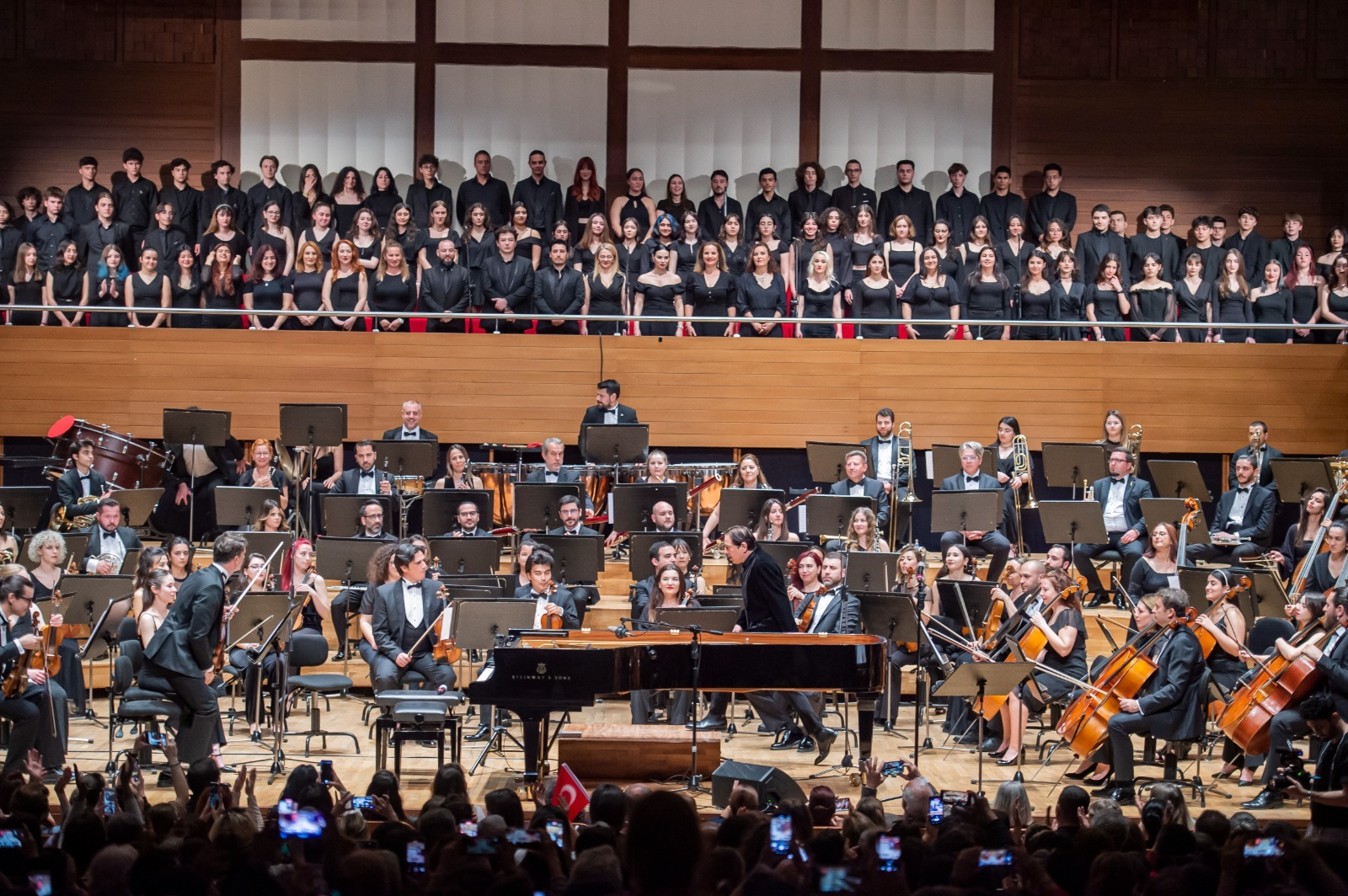 İzmir'in sanat kalbi 15 yaşında