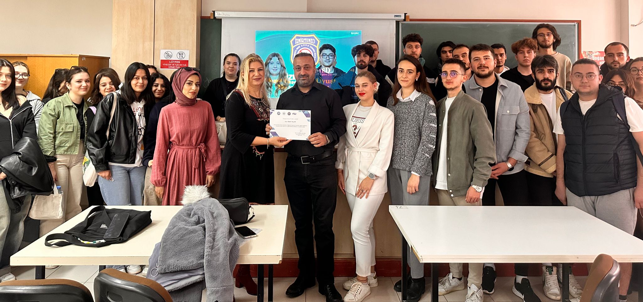 İZMİRTUMED'ten Bağımlılık hakkında farkındalık programı