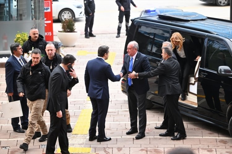 Muharrem İnce CHP Genel Merkezi'ne geldi