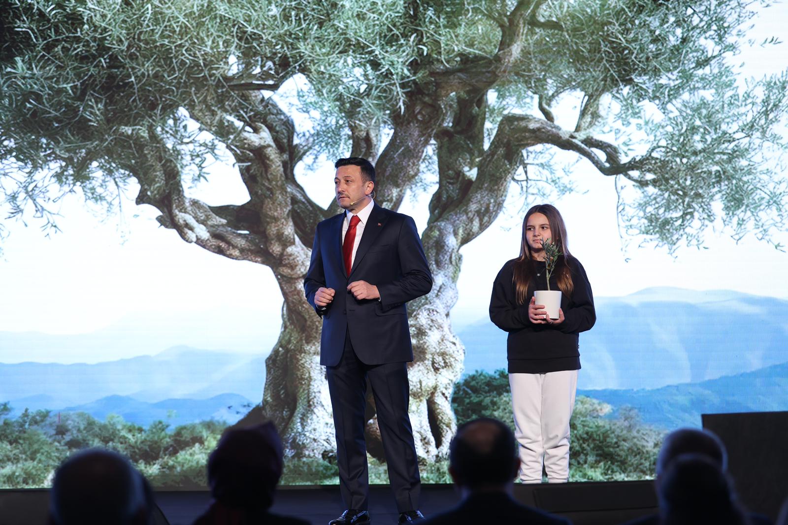 Hamza Dağ projelerini sıraladı: "Sorun değil çözüm duyacaksınız"