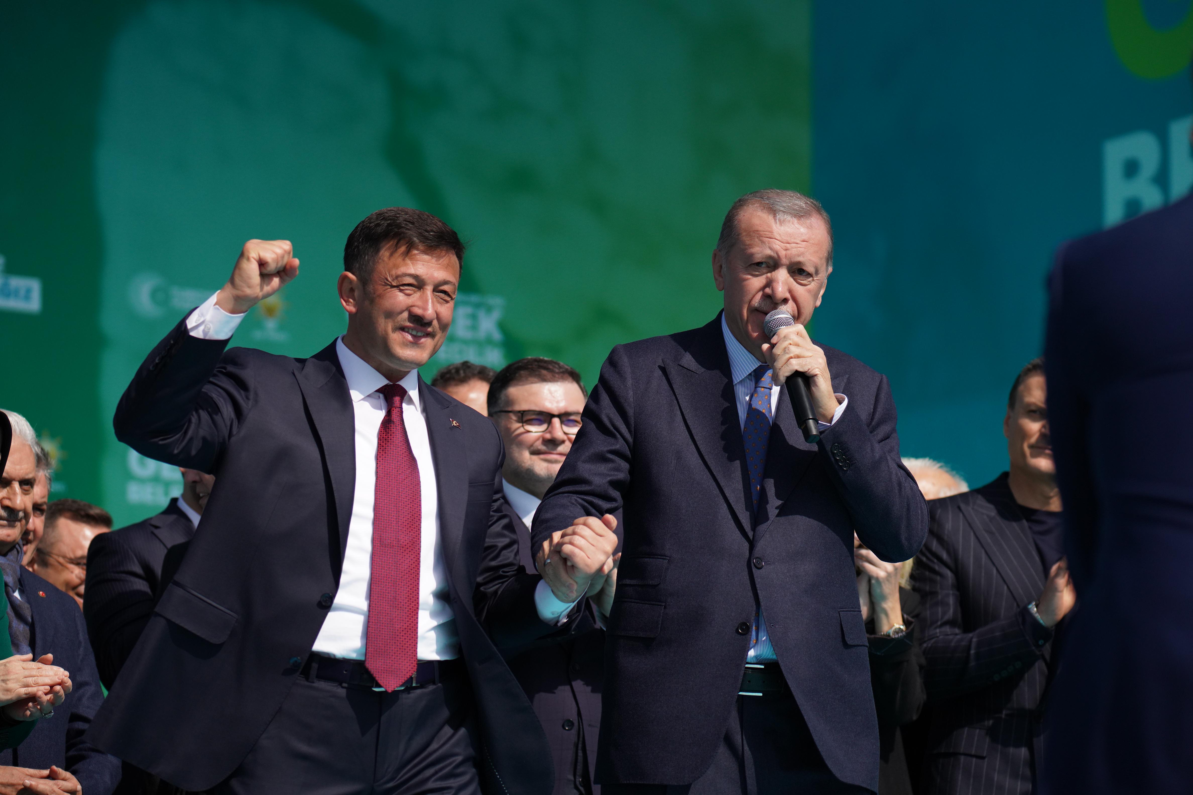 Hamza Dağ, İzmirlilerden söz istedi: Yeni bir hikaye yazacak mıyız?