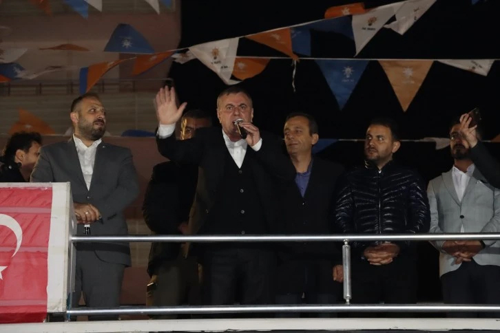 Başkan Veysi Şahin, büyük kalabalığa hitap etti